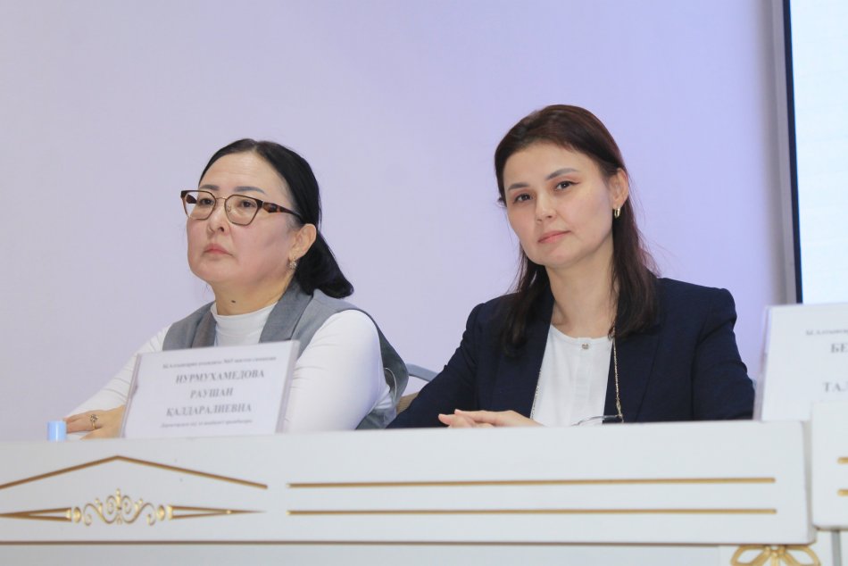 Ы. Алтынсарин атындағы №65 мектеп-гимназияда «Зерттеуші мектеп» жобасы: проблемалық оқыту - (PBL) мұғалім тәжірибесінде. Сапа мен кәсіби даму» тақырыб